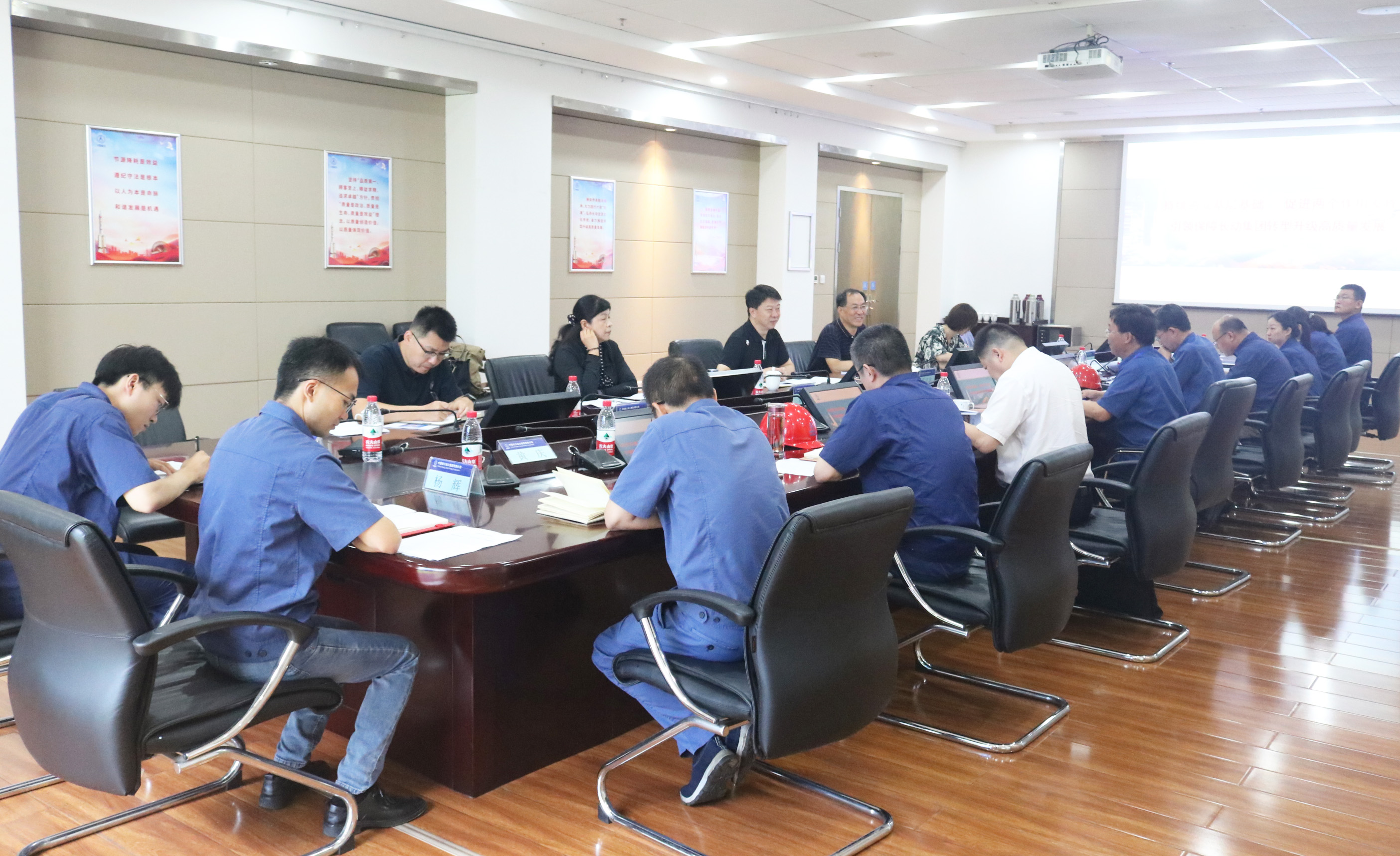 1723685747998872.jpg 侧面.jpg